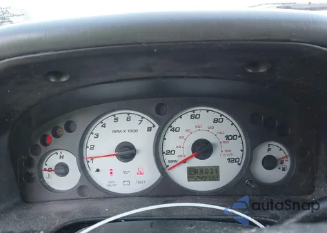 2004 Ford Escape Xlt z USA, uszkodzony, nr VIN 1FMCU03164KA96034